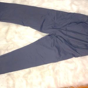 Gray maternity leggings